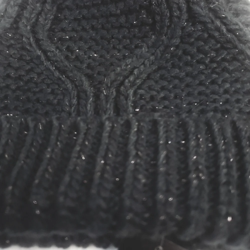 NEW! I.N.C. International Concepts Fleece Lined Cable Knit Pom Pom Hat.